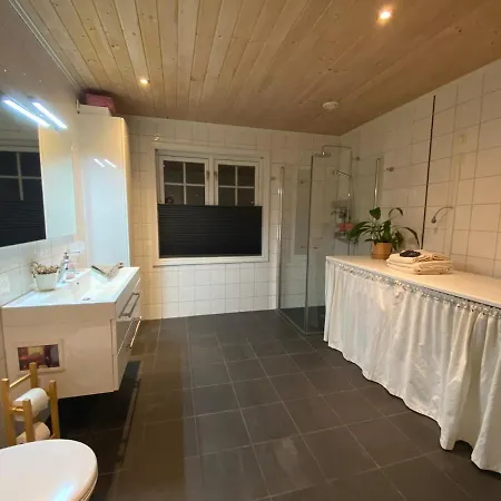 Spacious With Loft Livingroom And Workspace Halden